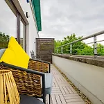 Atalia View Penthouse With Balcony Apartamento Galway