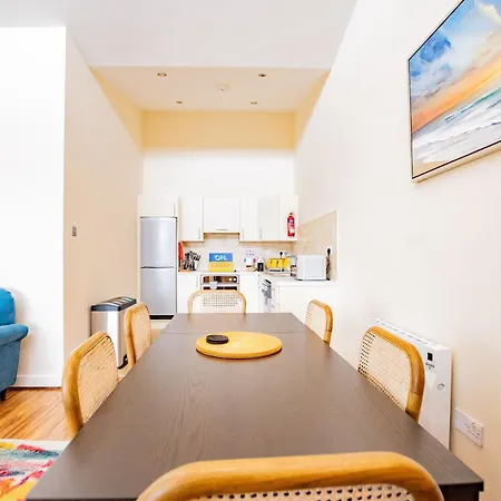 Apartamento Atalia View Penthouse With Balcony Galway