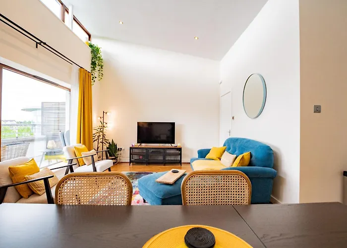 Atalia View Penthouse With Balcony